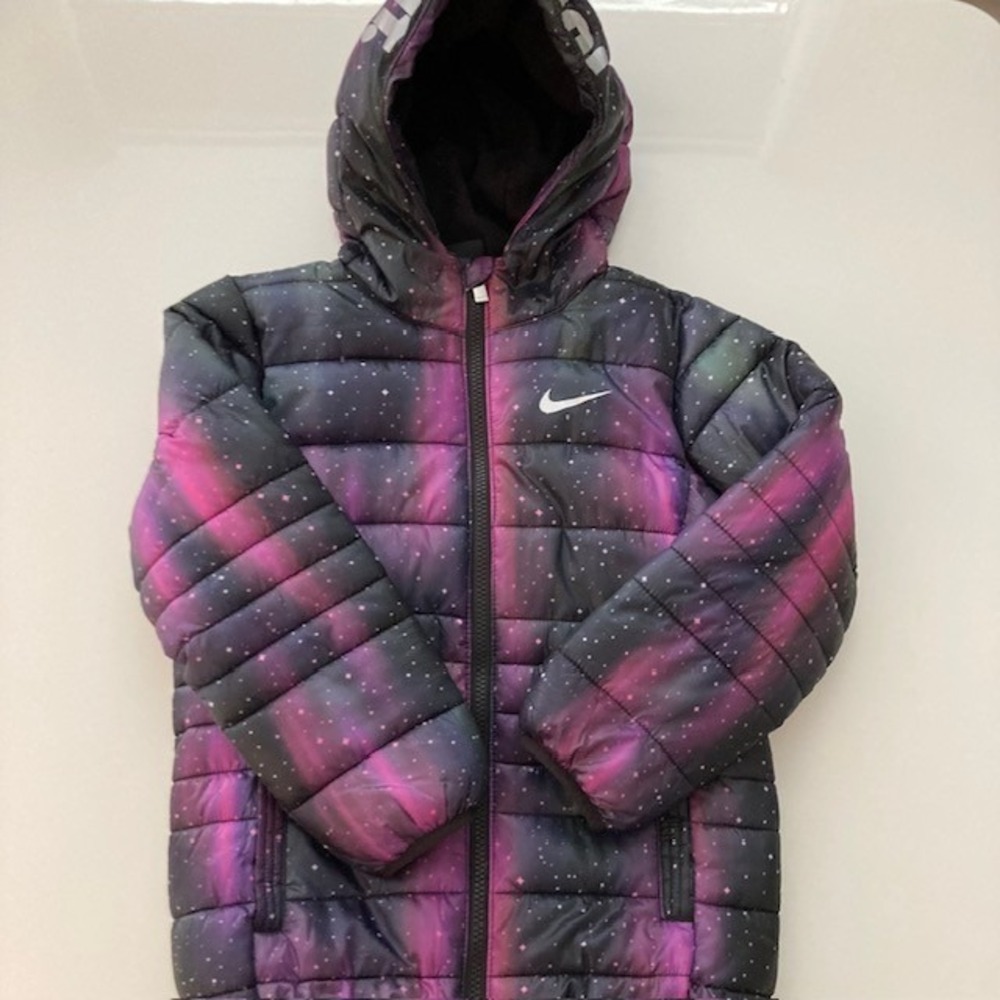 Nike Kids Puffer Jacket Vibrant Purple and Pink Galaxy Star Print 6 XL 6 to 7 yr